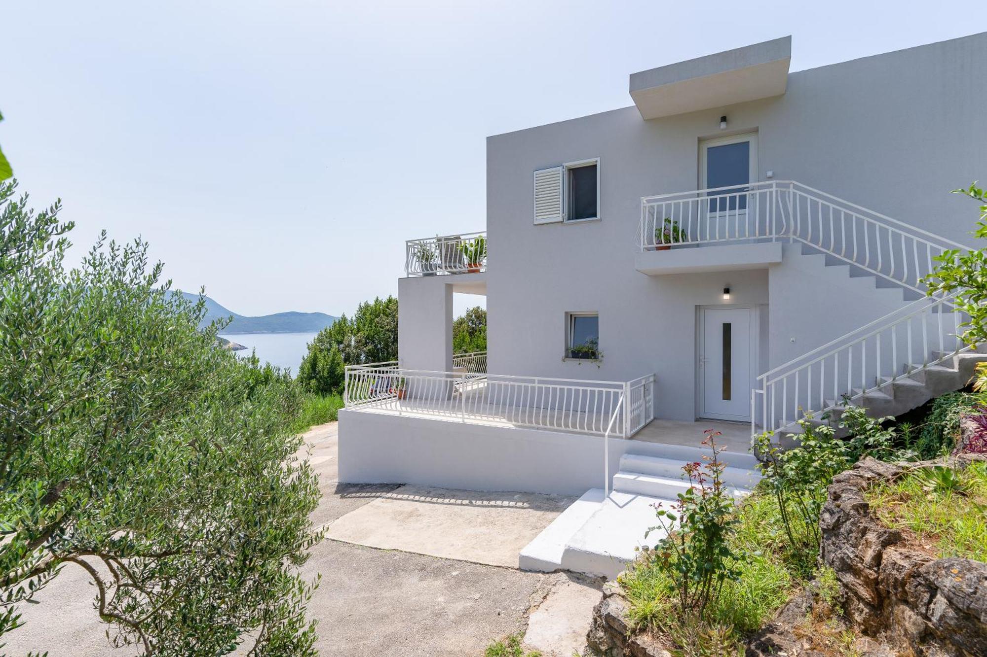 Apartment Konak Molunat Exteriér fotografie